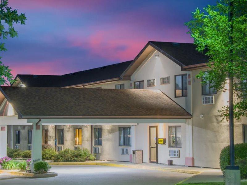 Super 8 By Wyndham Knoxville Exterior foto